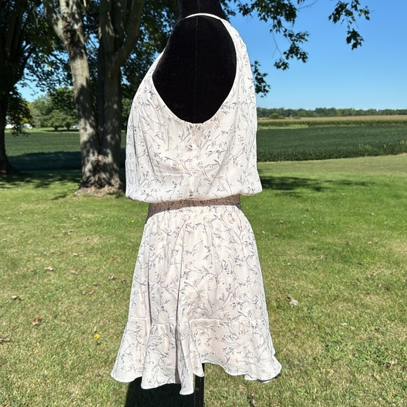 Paper Crane Pastel Pink Floral Smocked Halter Spaghetti Strap Mini Dress Sz M - Picture 5 of 8